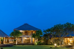 Villa Mary - Stunning Villa at Dusk