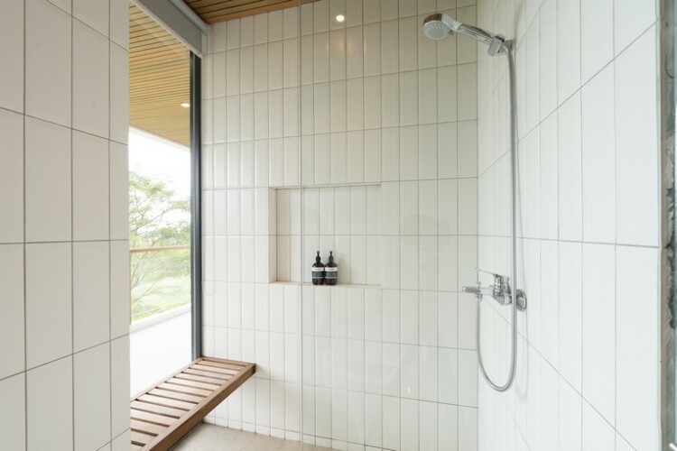 Indah Villa - Bathroom Two